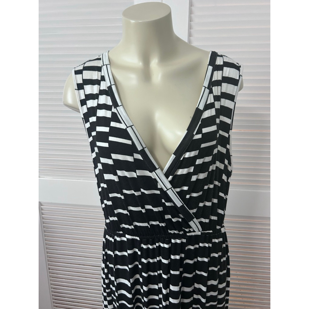 Lane Bryant Maxi Dress Black White Geometric Faux Wrap 14/16 Stretch - Picture 3 of 12